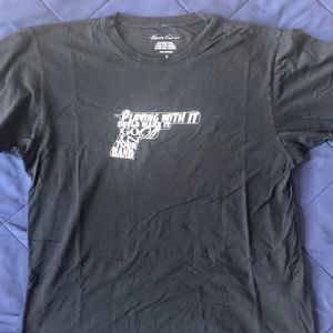 Kenneth Cole T-Shirt